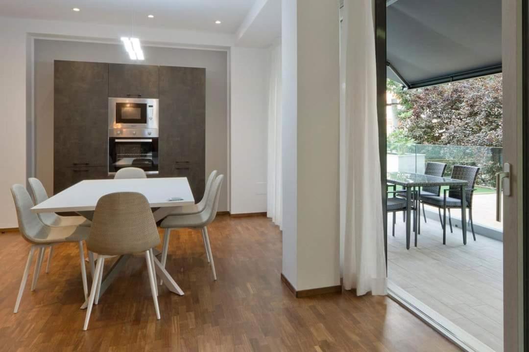 Central Stema Luxury Misano Adriatico Exterior photo